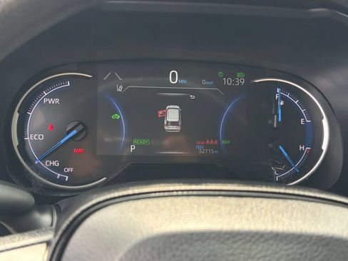Used 2025 Toyota RAV4 XLE AWD/4WD image 21