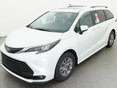 New 2026 Toyota Sienna XLE