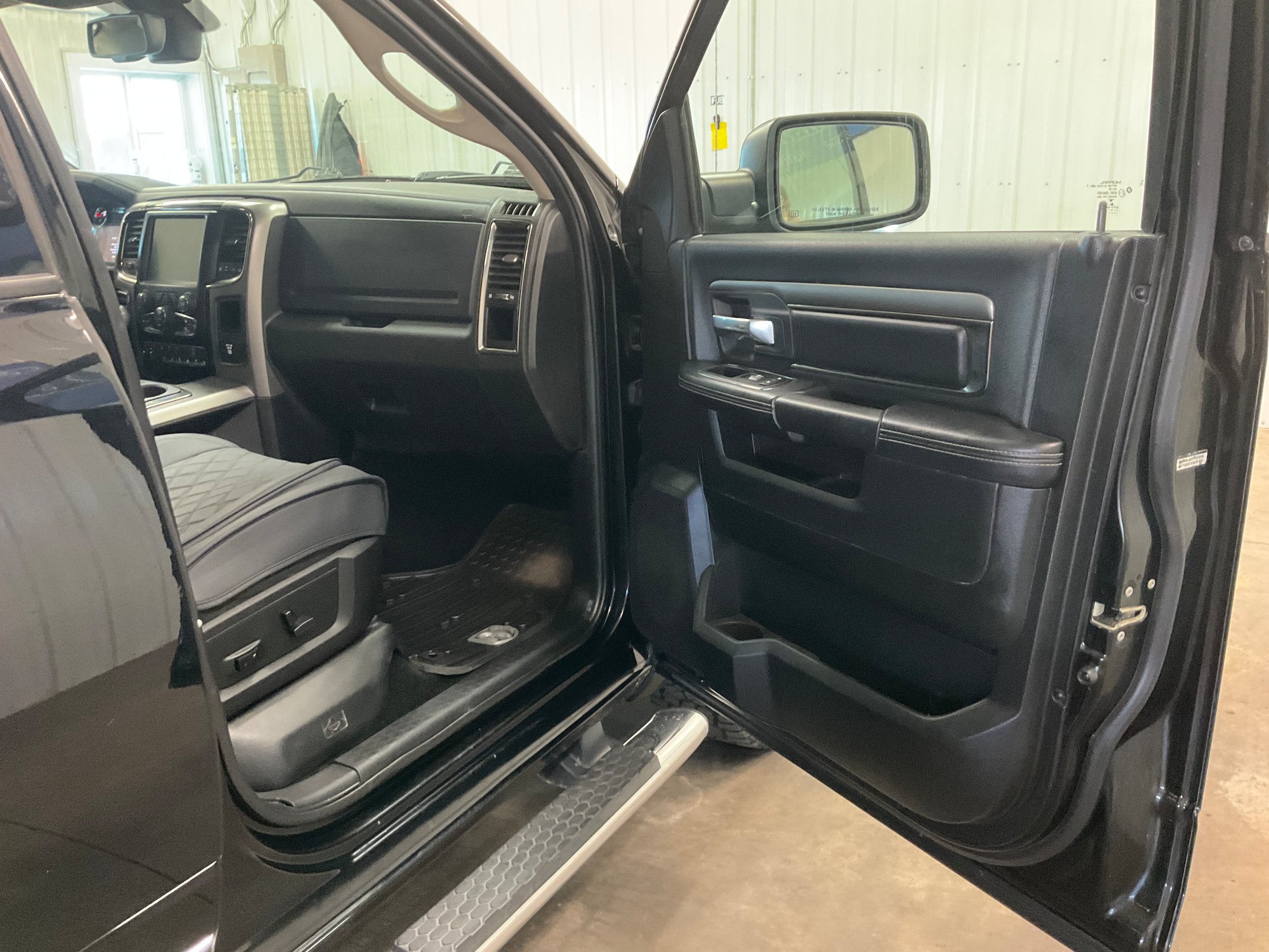 Used 2014 RAM 1500 Sport w/ Sport Premium Group AWD/4WD image 26