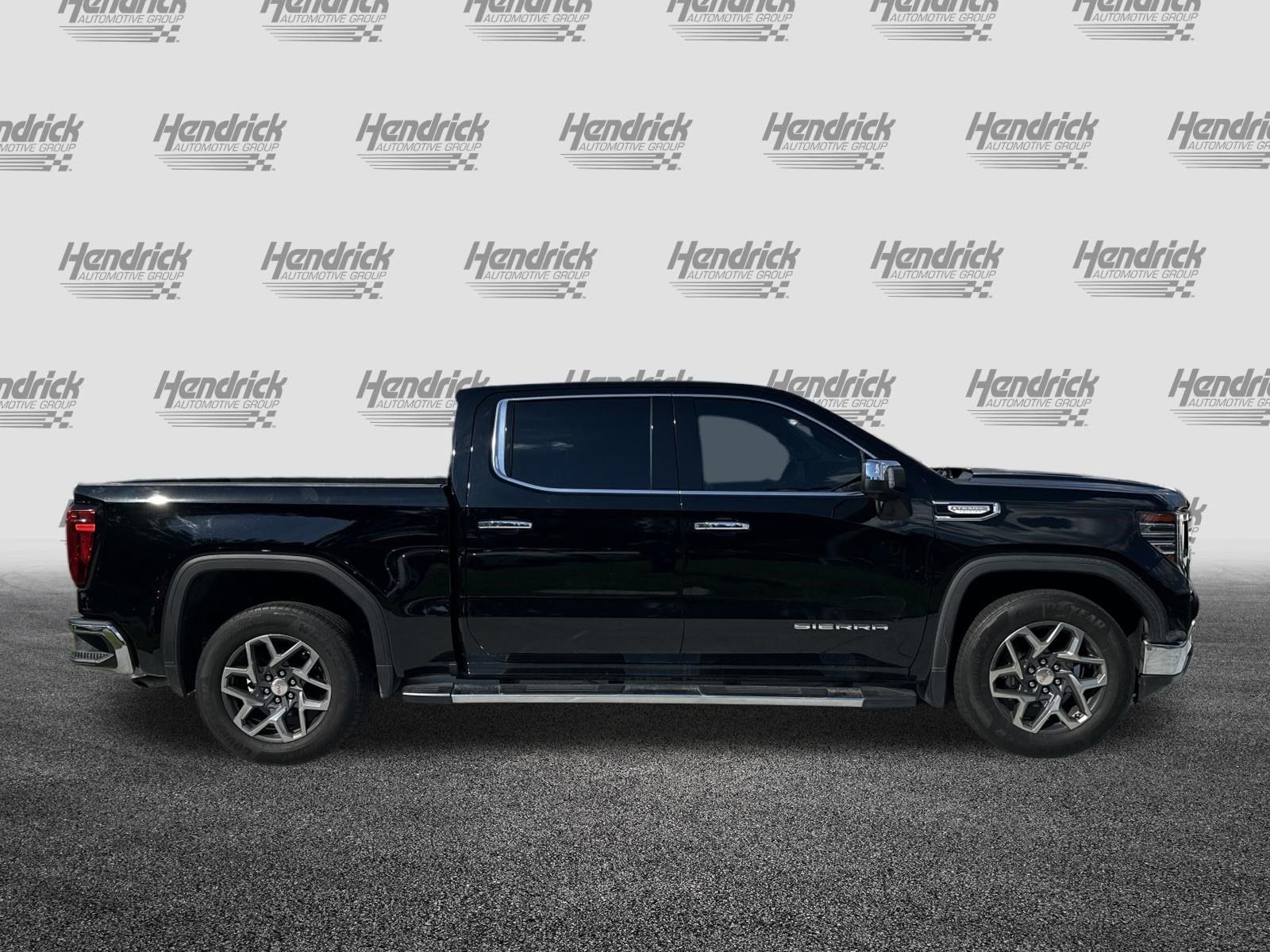 Used 2022 GMC Sierra 1500 SLT RWD image 11