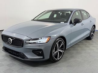 Used 2024 Volvo S60 B5 Plus image 1