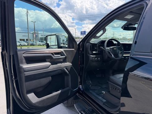 Used 2025 Chevrolet Silverado 2500 LT w/ All Star Edition AWD/4WD image 29