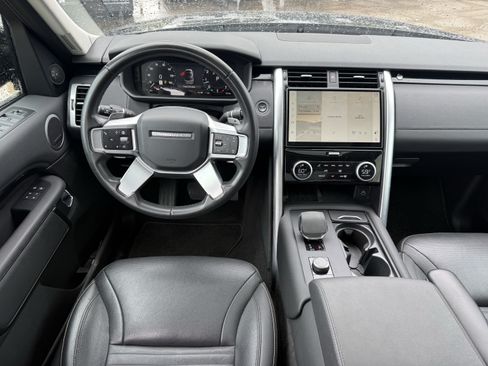 Used 2024 Land Rover Discovery S AWD/4WD image 14