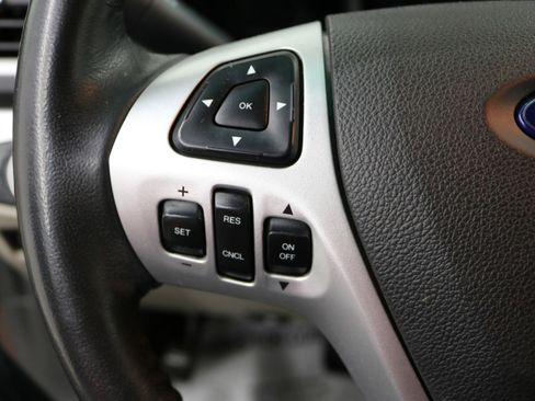 Used 2012 Ford Explorer XLT image 13