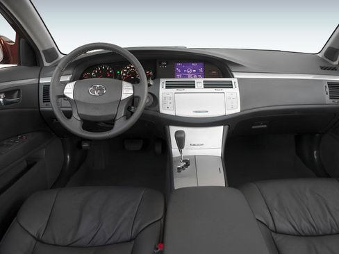 Used 2008 Toyota Avalon Limited FWD image 4