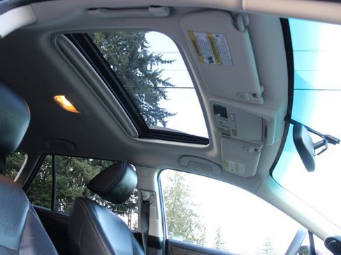 Used 2016 Subaru Outback 2.5i Limited image 11