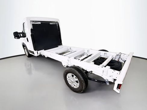 Used 2025 RAM ProMaster 3500 w/ Quick Order Package 22G SLT image 5