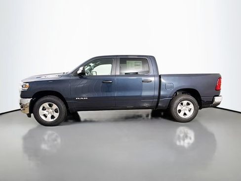 New 2026 RAM 1500 4x4 Crew Cab image 4
