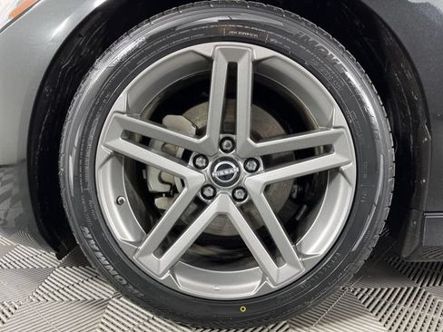Used 2025 Nissan Z Sport w/ Floor Mat Package RWD image 14