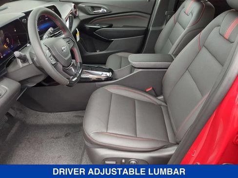 New 2026 Chevrolet Trax RS w/ Sunroof Package FWD image 17