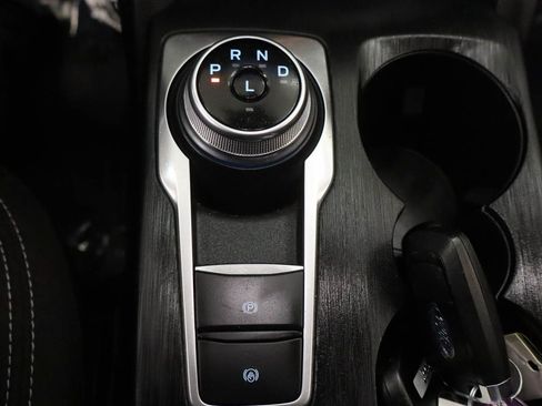Used 2024 Ford Escape Active FWD image 9