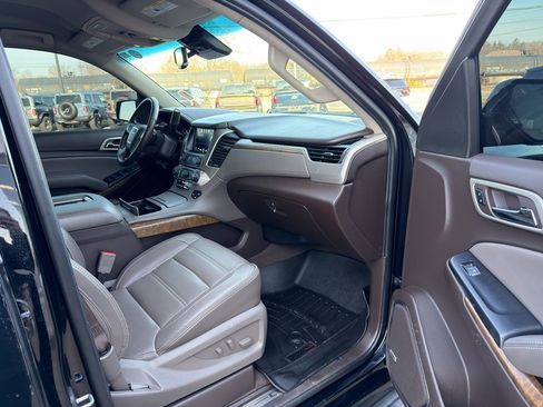 Used 2020 GMC Yukon XL Denali image 17