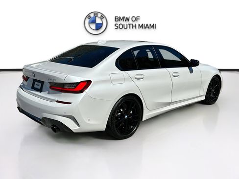 Used 2022 BMW 330i Sedan w/ M Sport Package image 7