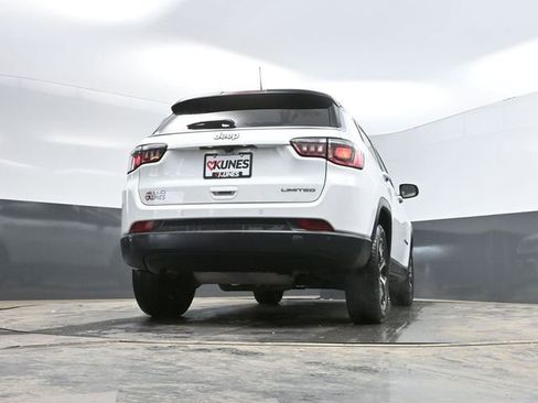 Used 2025 Jeep Compass Limited image 50