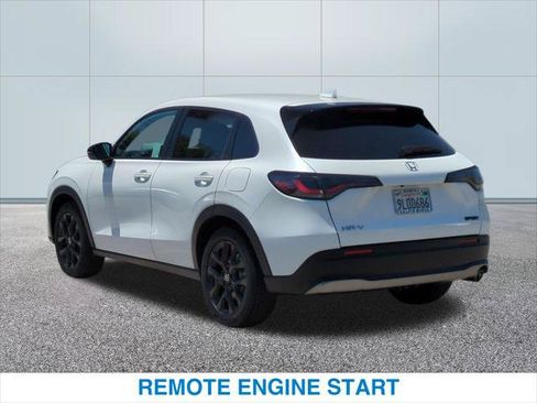 Used 2024 Honda HR-V Sport image 9