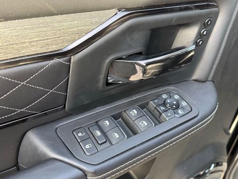 New 2025 RAM 2500 Limited image 15