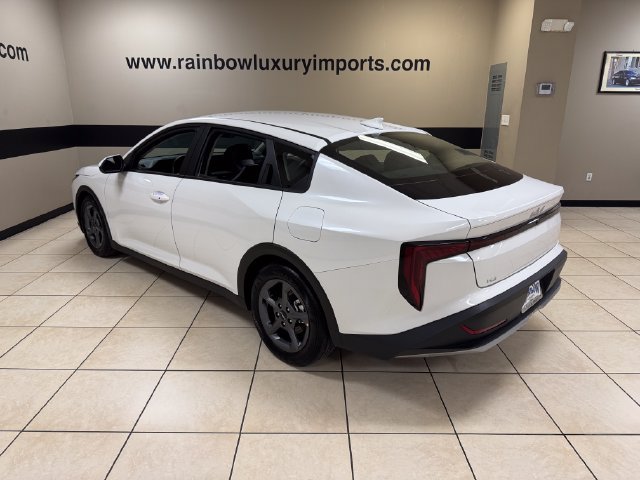 Used 2025 Kia K4 FWD image 4