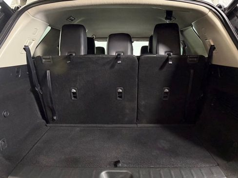 Used 2024 Nissan Pathfinder SL image 29