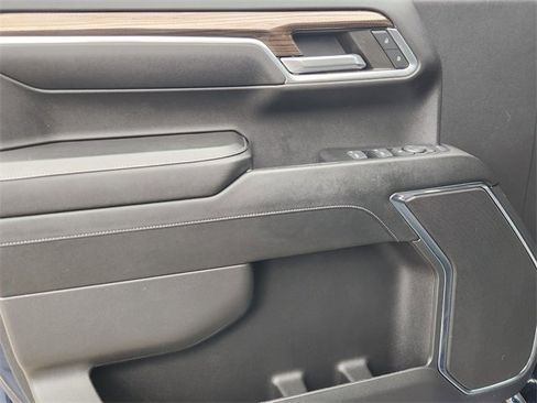 Used 2023 Chevrolet Silverado 1500 LT image 22