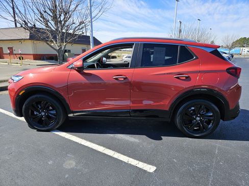 Used 2024 Buick Encore GX Sport Touring w/ Comfort Package image 4