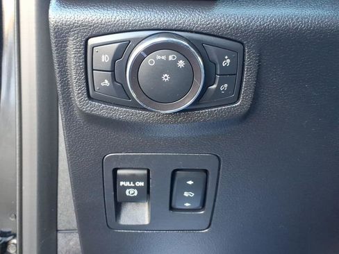 Used 2018 Ford F150 XLT w/ Equipment Group 302A Luxury image 15