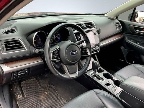 Used 2018 Subaru Outback 2.5i Limited w/ Popular Package #2 image 14