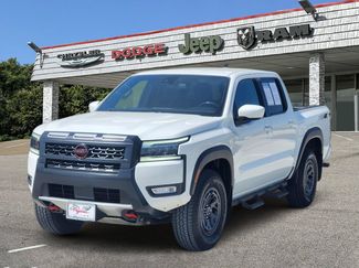 Used 2025 Nissan Frontier PRO-4X w/ Tow Package AWD/4WD video 2