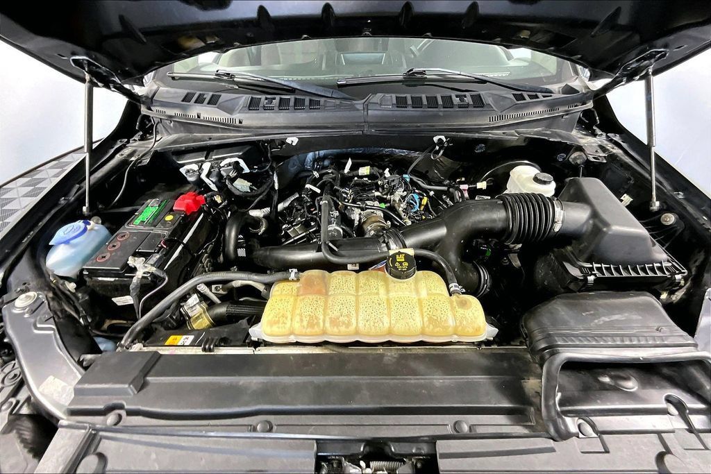 Used 2020 Ford F150 XL w/ Equipment Group 101A Mid RWD image 8