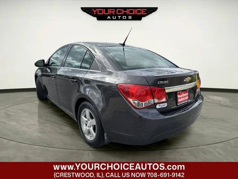 Used 2014 Chevrolet Cruze LT FWD image 3