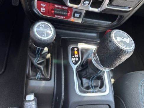 Used 2023 Jeep Wrangler Unlimited Rubicon 4xe w/ Cold Weather Group AWD/4WD image 41