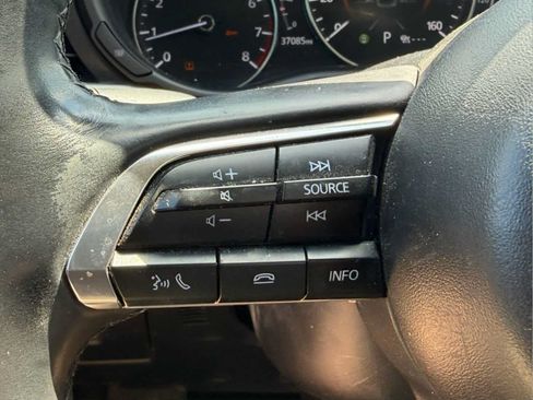 Used 2024 MAZDA MAZDA3 s FWD image 4