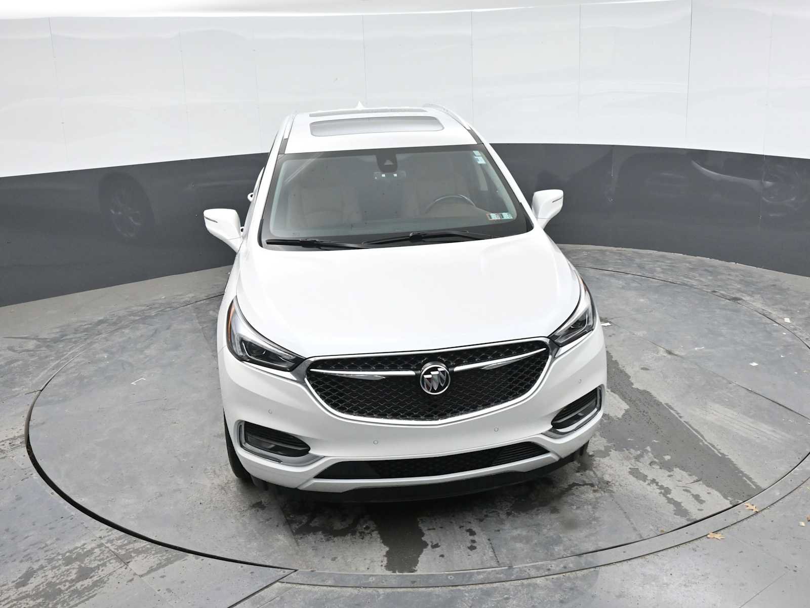 Used 2021 Buick Enclave Avenir w/ Avenir Technology Package AWD/4WD image 17