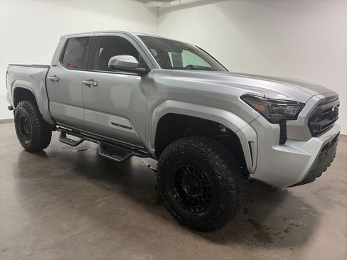New 2026 Toyota Tacoma SR5 image 2