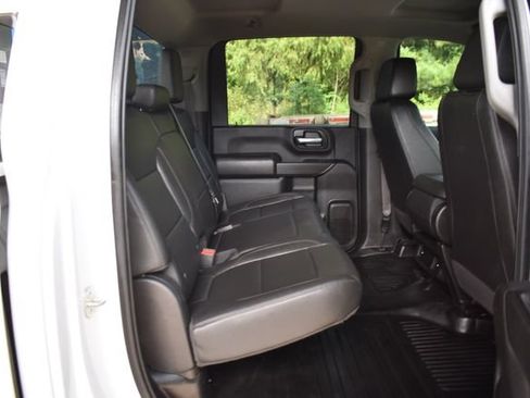Used 2022 GMC Sierra 2500 Pro w/ Gooseneck/5TH Wheel Package AWD/4WD image 15