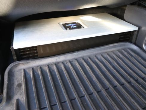 Used 2018 Toyota Tundra SR5 image 24