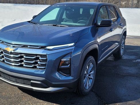 New 2026 Chevrolet Equinox LT image 3