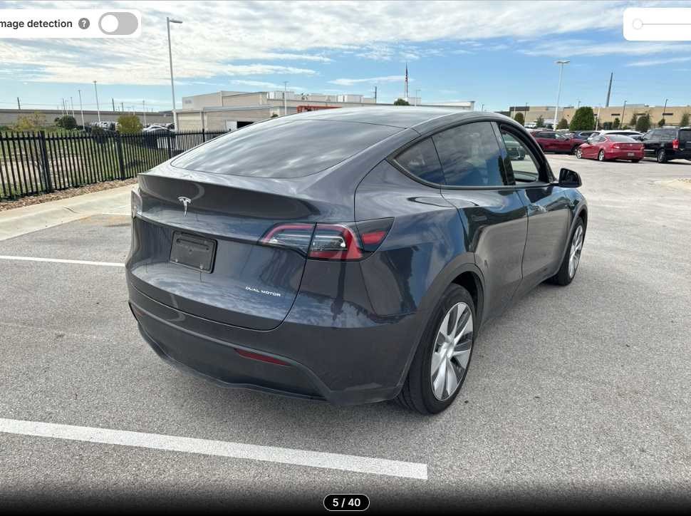 Used 2024 Tesla Model Y Long Range AWD/4WD image 5
