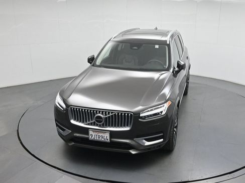 Used 2023 Volvo XC90 B6 Plus w/ Protection Package Premier AWD/4WD image 33