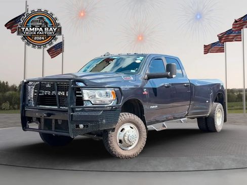Used 2021 RAM 3500 Big Horn w/ Level 1 Equipment Group AWD/4WD image 4