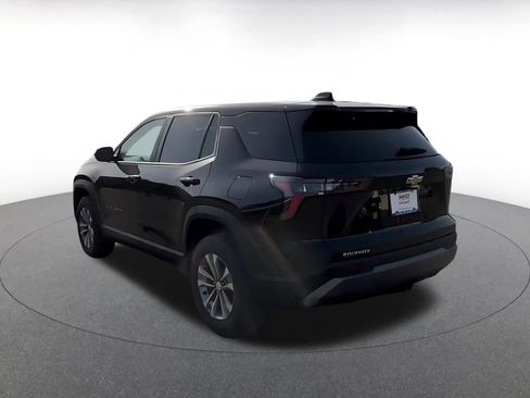 Used 2025 Chevrolet Equinox LT FWD image 10