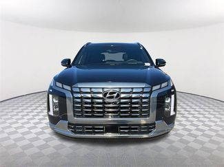Used 2024 Hyundai Palisade Calligraphy video 2