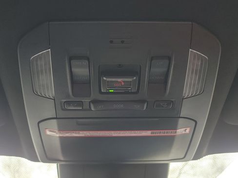 Used 2022 Toyota Highlander XSE image 37