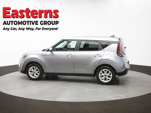 Used 2025 Kia Soul LX w/ LX Technology Package image 60