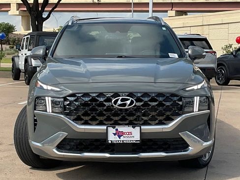 Used 2022 Hyundai Santa Fe Calligraphy FWD image 2