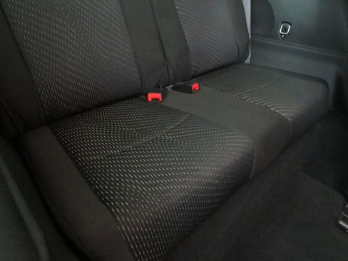 Used 2019 Dodge Journey SE w/ Blacktop Package image 38