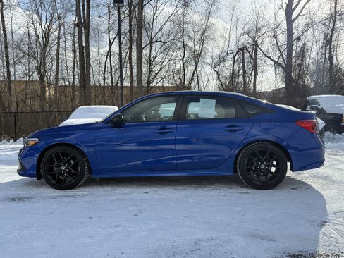 Used 2023 Honda Civic Sport image 7