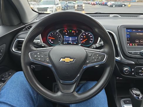 Used 2020 Chevrolet Equinox LT image 20