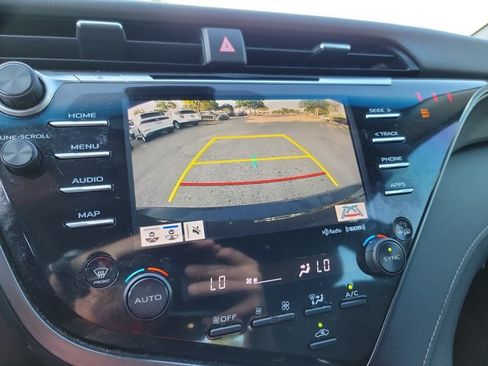 Used 2020 Toyota Camry XSE FWD image 18