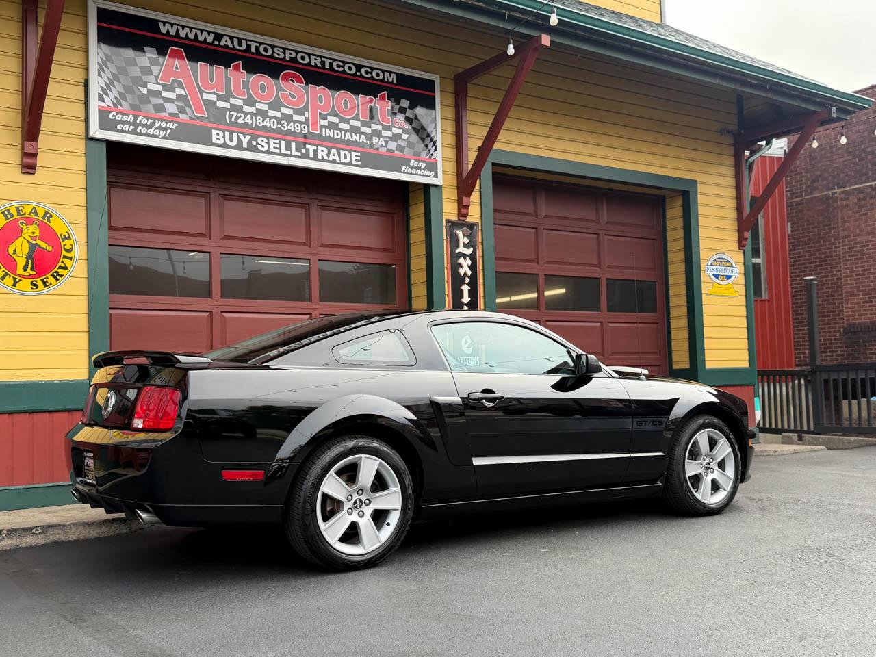 Used 2007 Ford Mustang GT RWD image 4