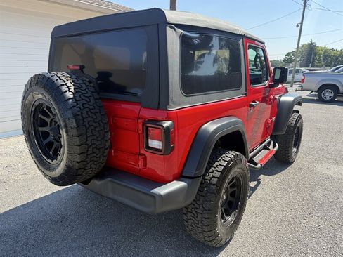 Used 2018 Jeep Wrangler Sport AWD/4WD image 22